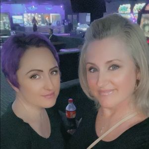 Meet your Posher, Candace